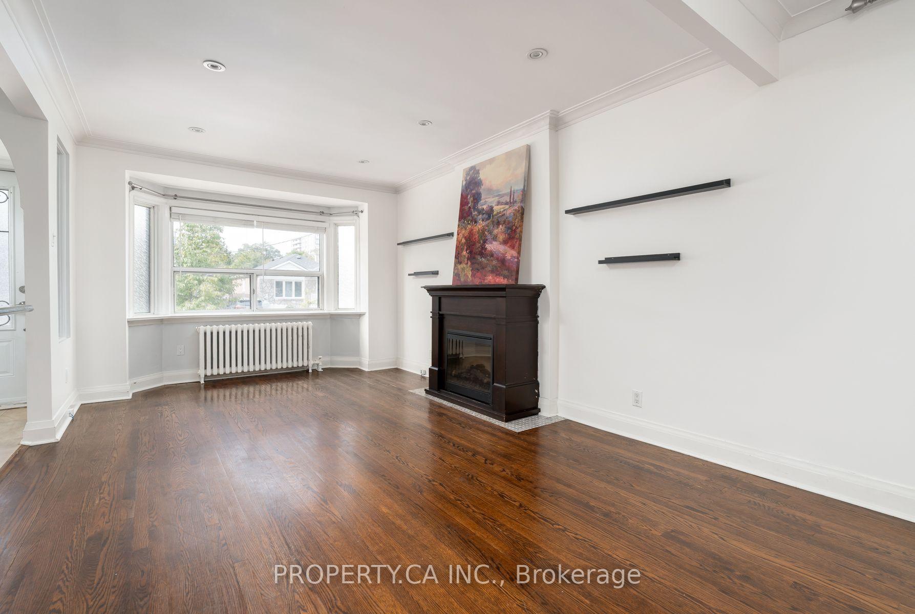 573 Northcliffe Boulevard, Toronto