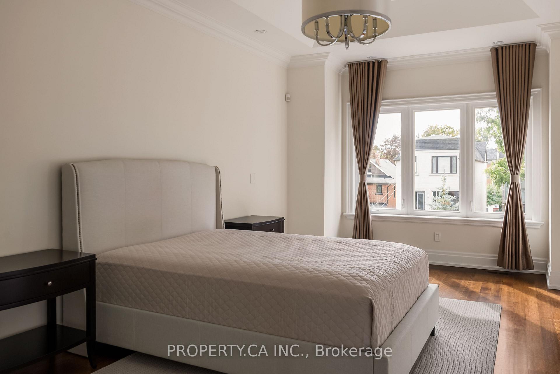 175 Snowdon Avenue, Toronto