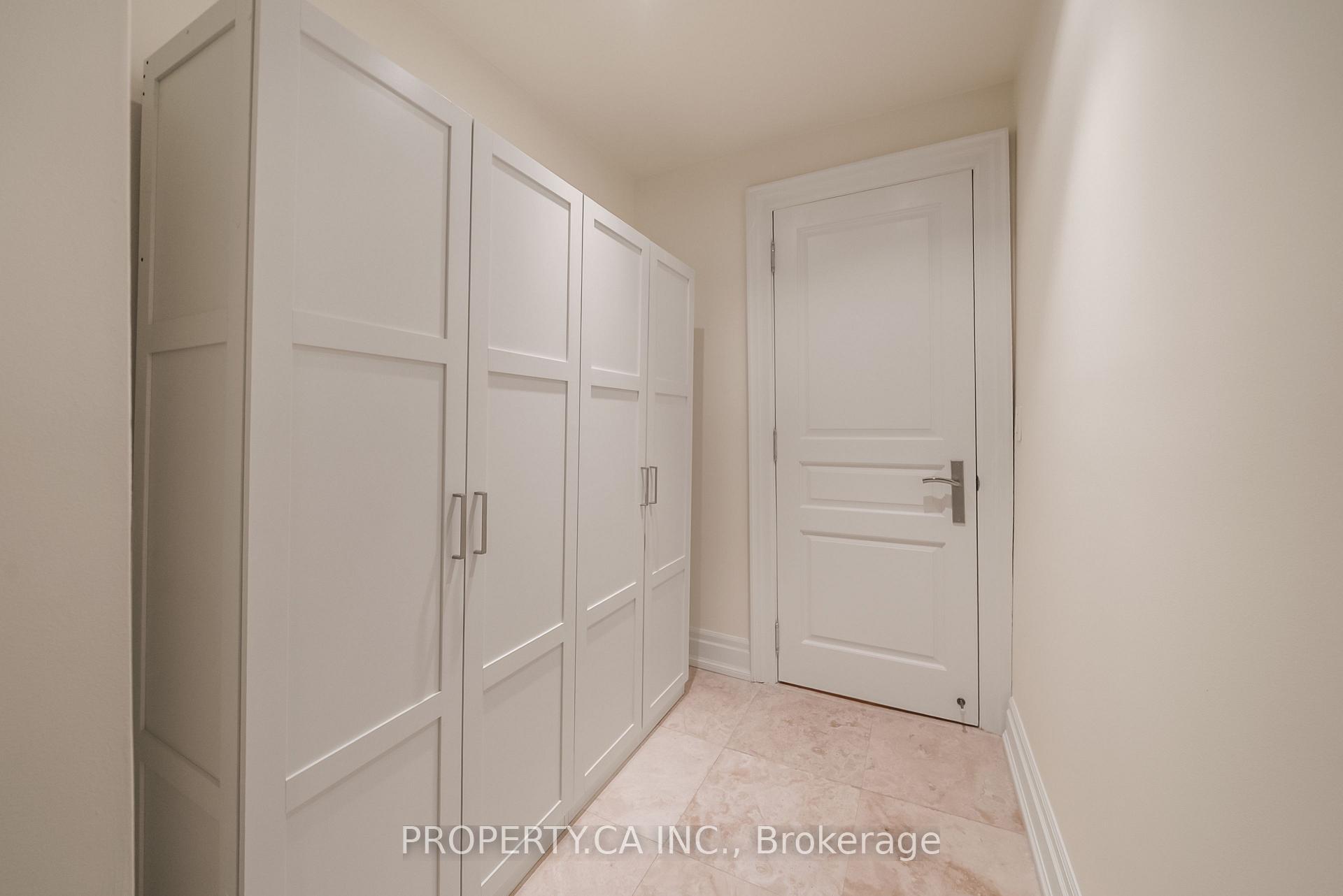 175 Snowdon Avenue, Toronto