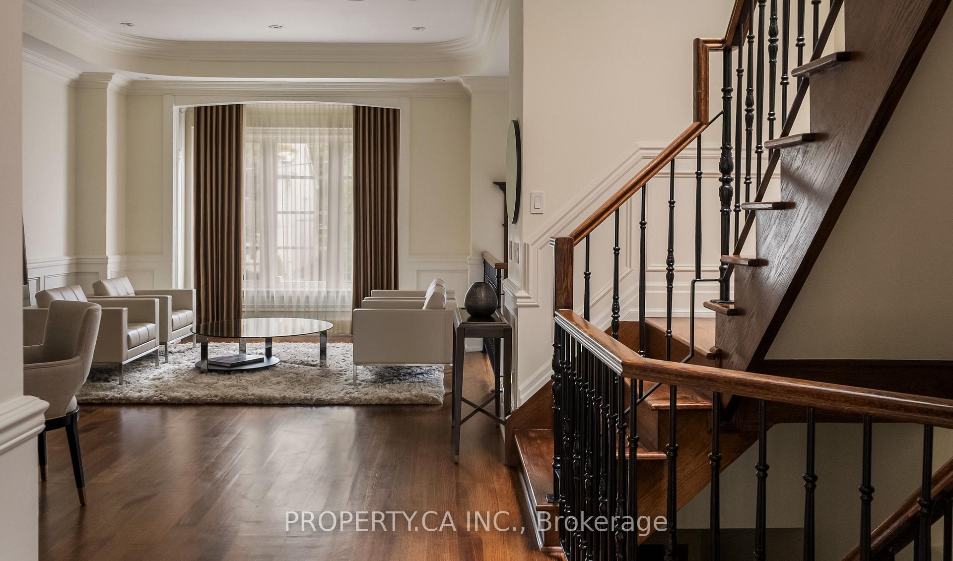 175 Snowdon Avenue, Toronto