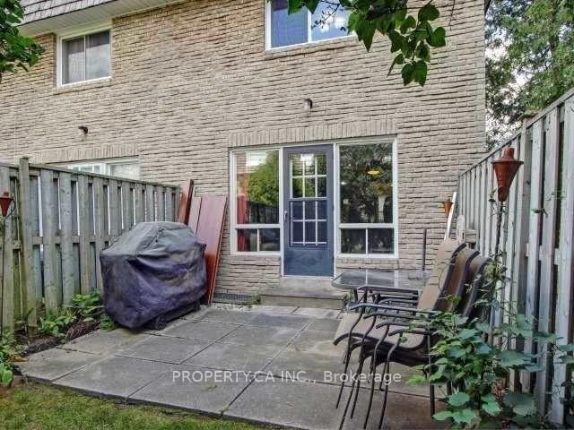 50 Wild Briarway, Toronto