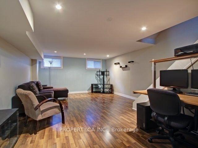 50 Wild Briarway, Toronto