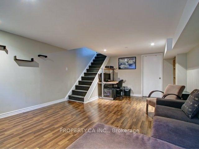 50 Wild Briarway, Toronto