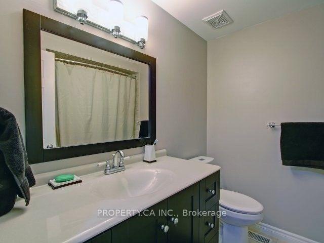 50 Wild Briarway, Toronto
