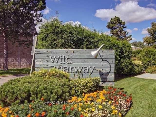 50 Wild Briarway, Toronto