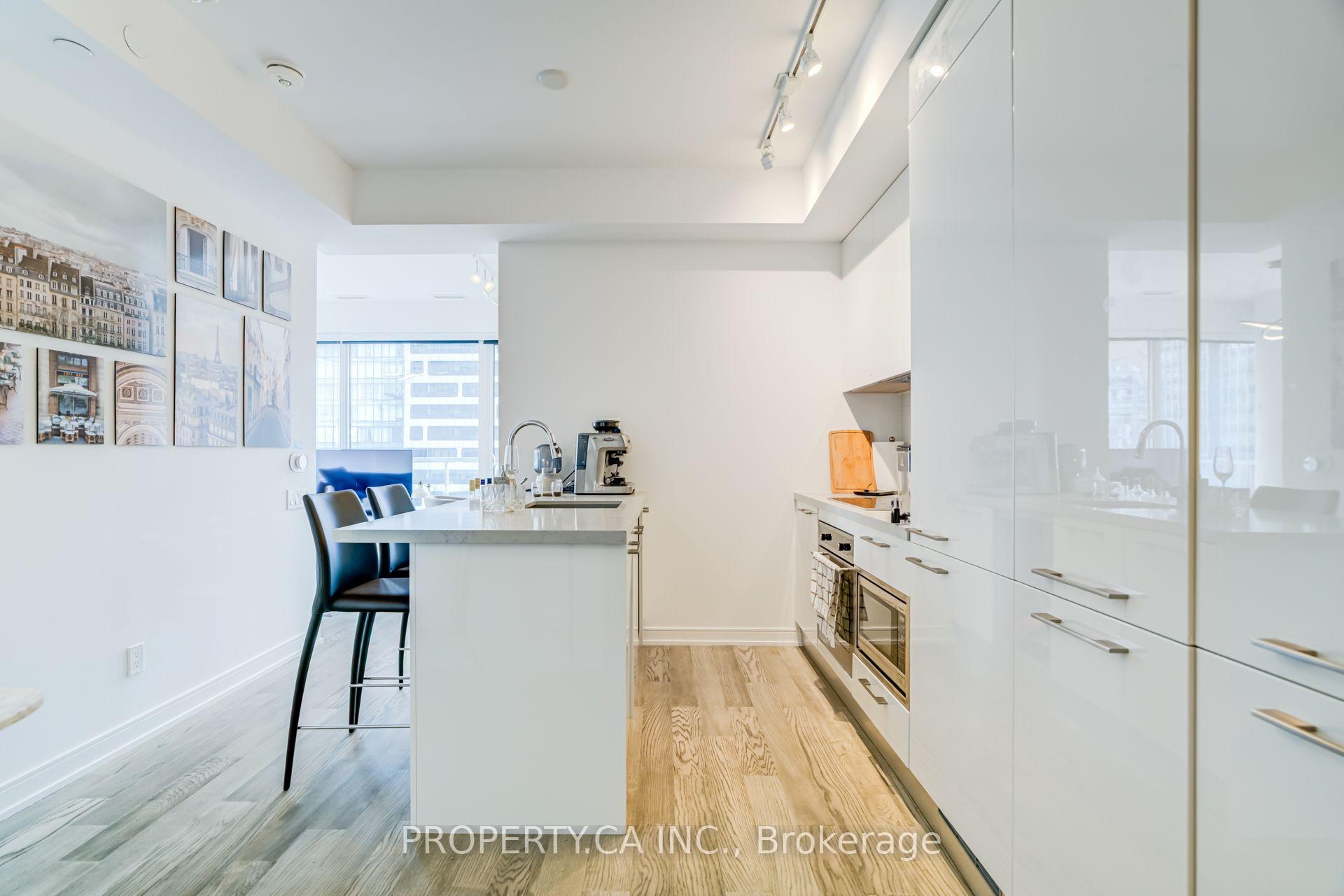 3 Gloucester Street 1709, Toronto Unit: 1709