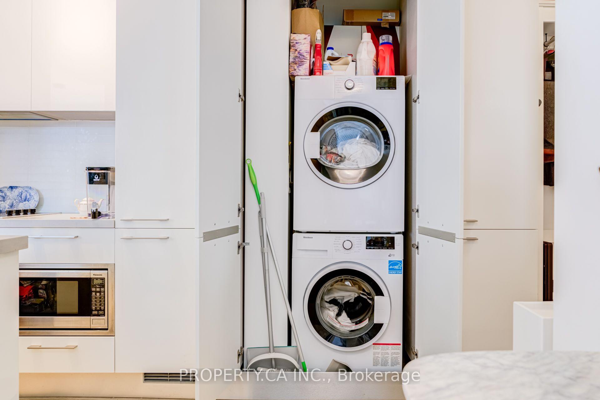 3 Gloucester Street 1709, Toronto Unit: 1709