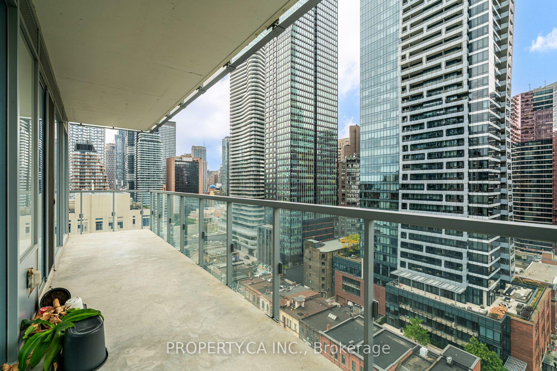 3 Gloucester Street 1709, Toronto Unit: 1709