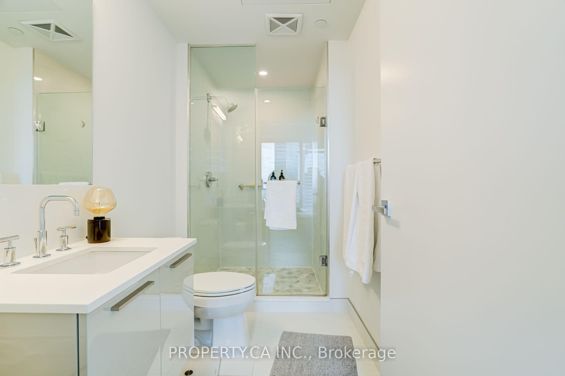 3 Gloucester Street 1709, Toronto Unit: 1709