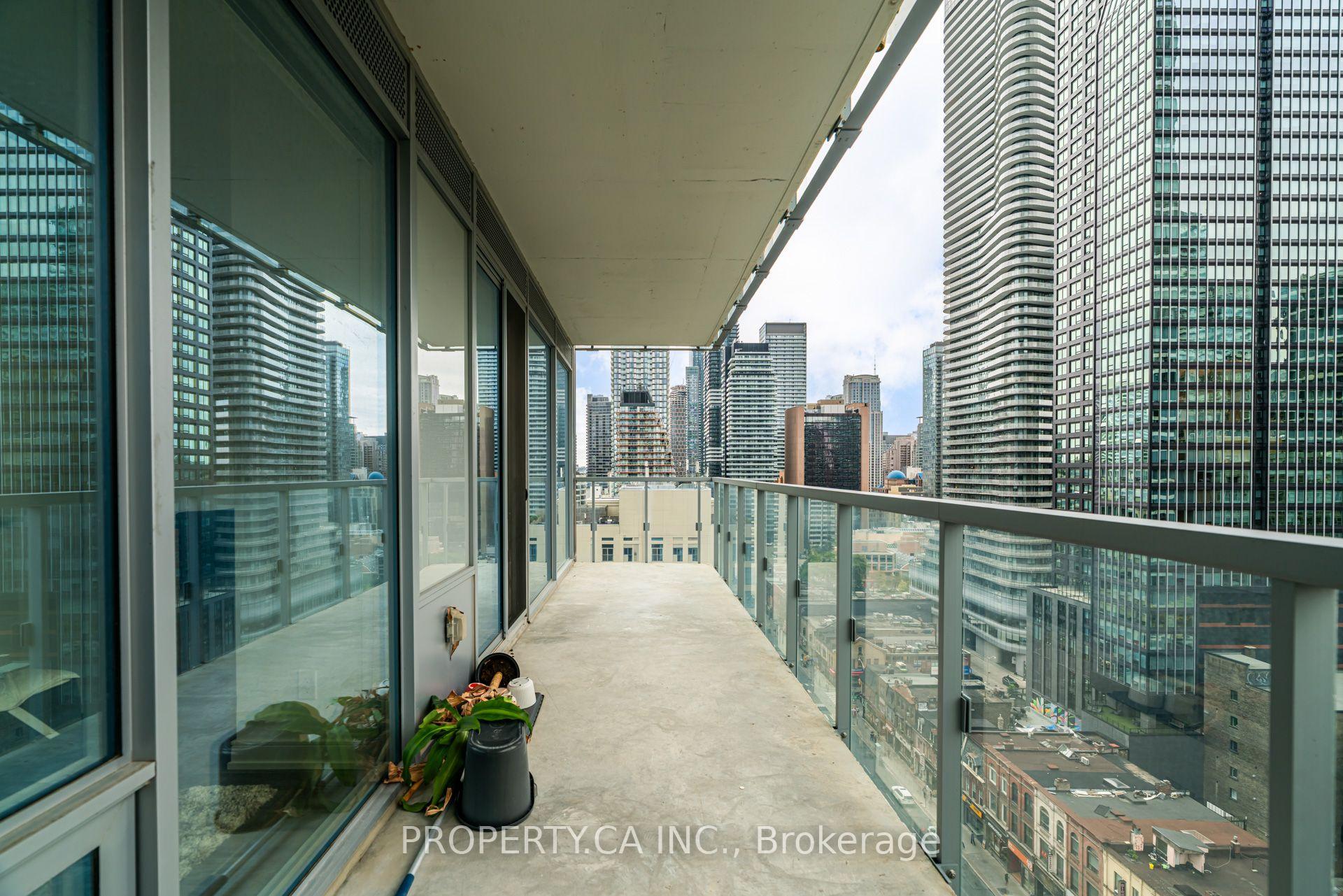 3 Gloucester Street 1709, Toronto Unit: 1709