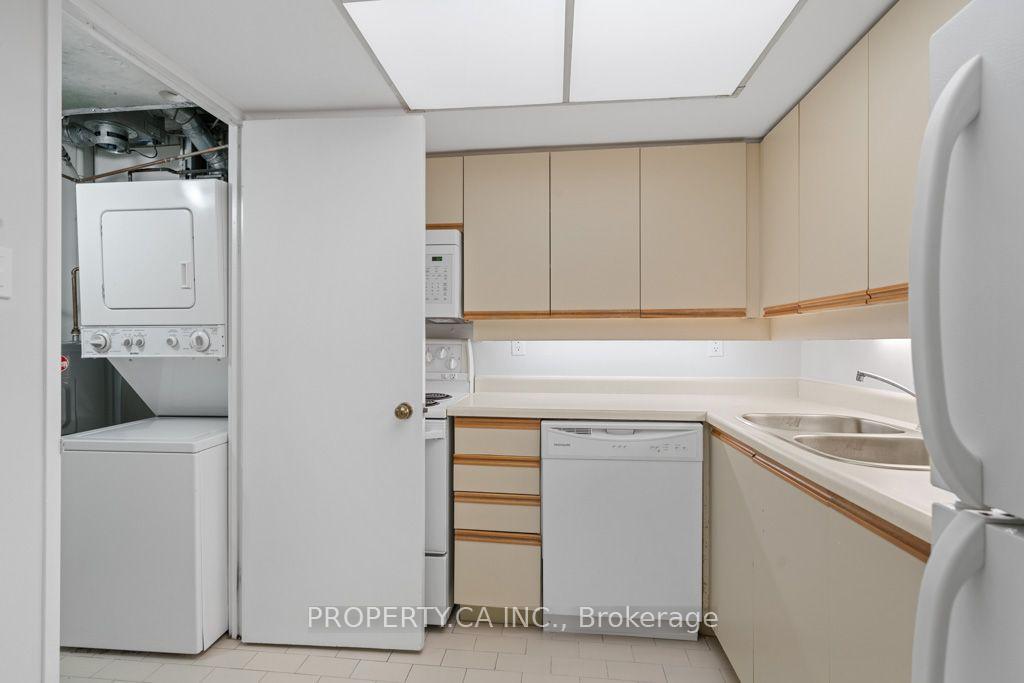 65 Scadding Avenue 608, Toronto Unit: 608