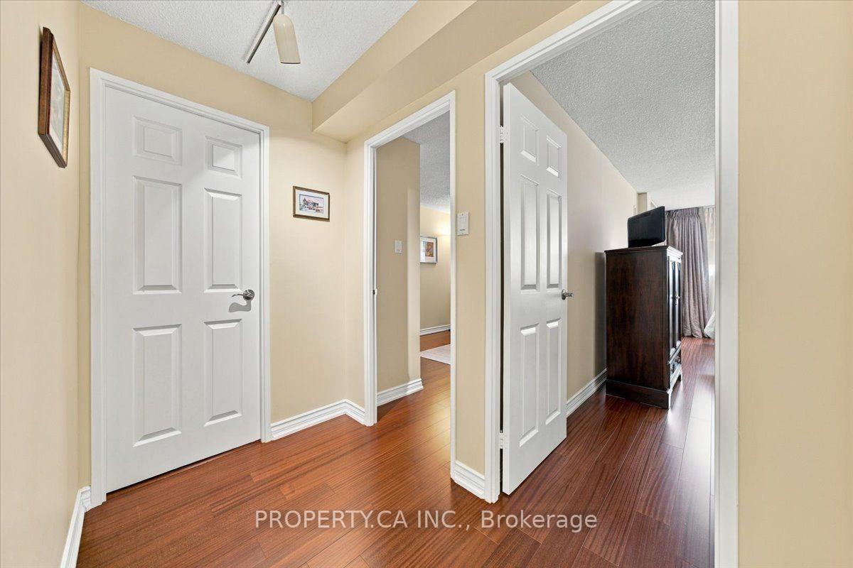 30 Church Street 602, Toronto Unit: 602