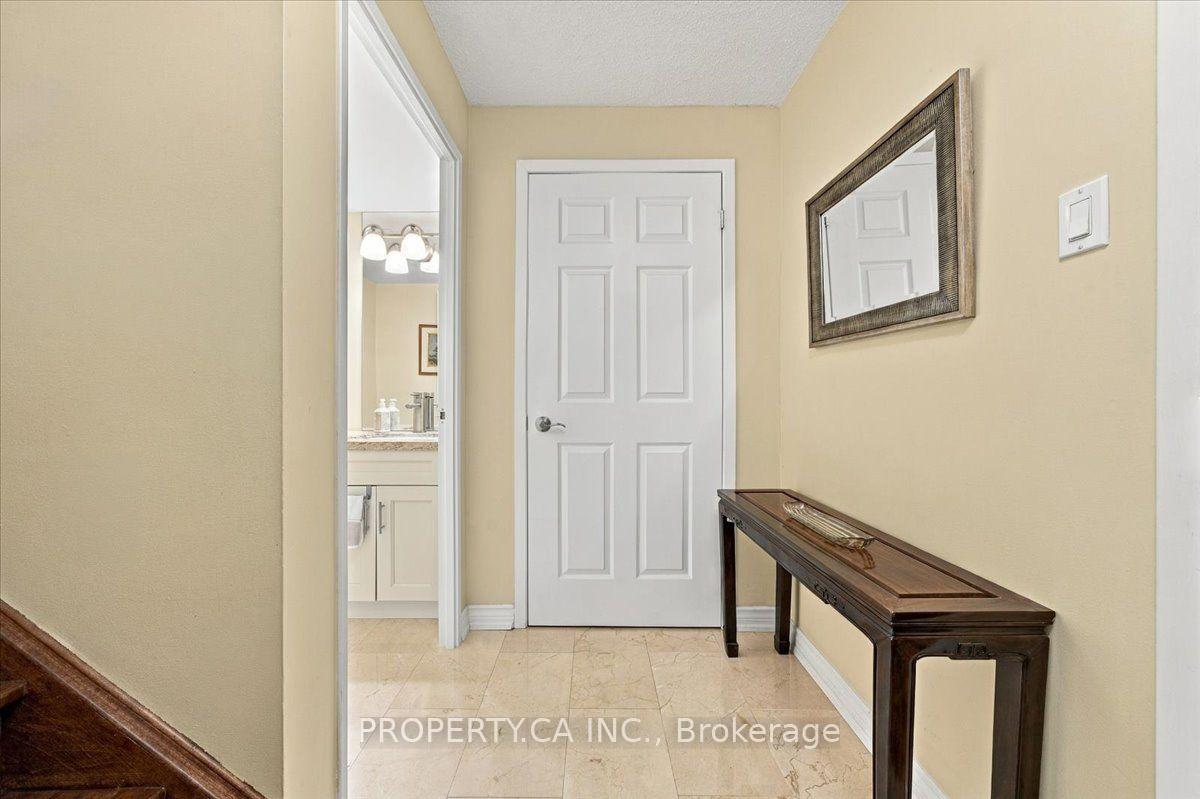 30 Church Street 602, Toronto Unit: 602