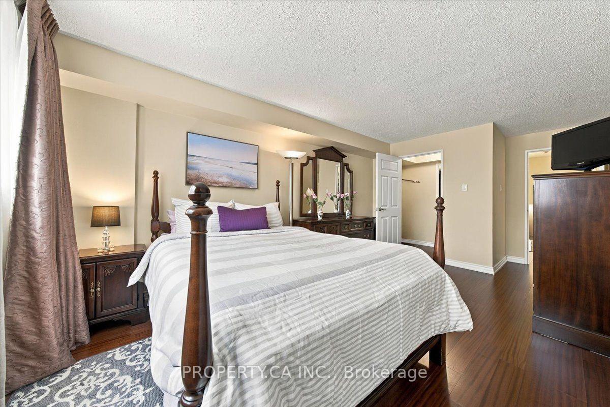 30 Church Street 602, Toronto Unit: 602