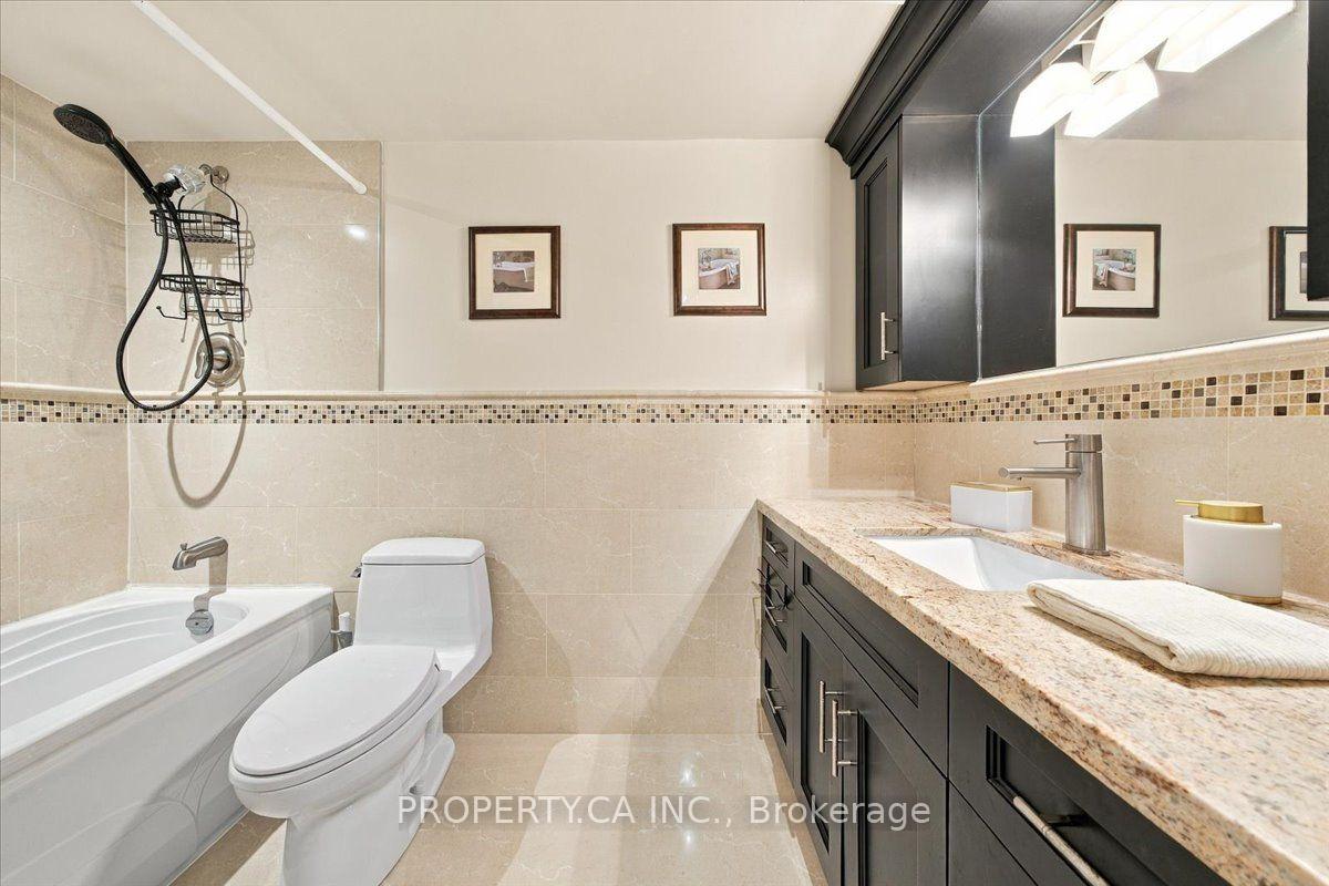 30 Church Street 602, Toronto Unit: 602