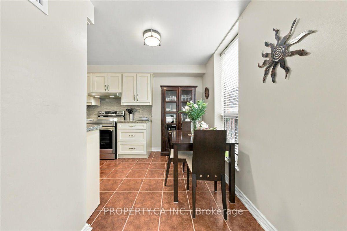 30 Church Street 602, Toronto Unit: 602