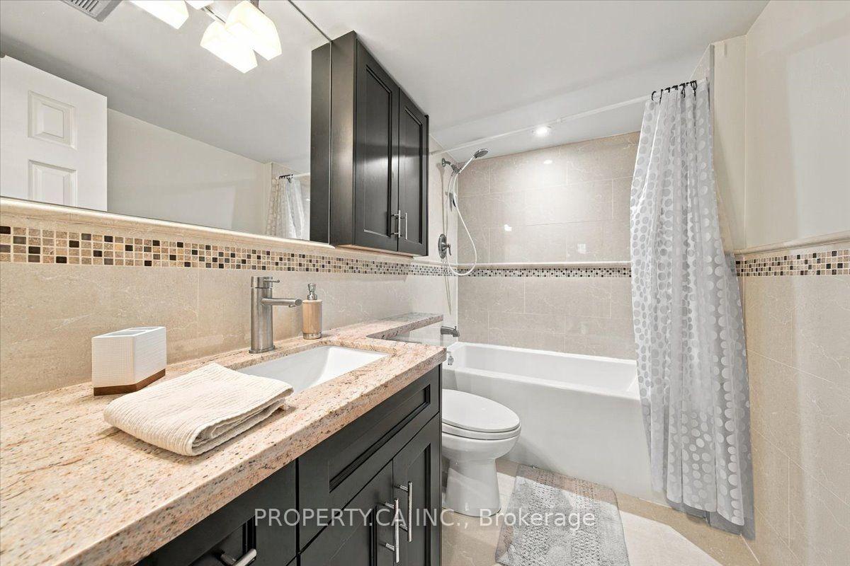 30 Church Street 602, Toronto Unit: 602