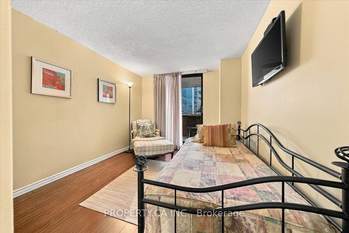 30 Church Street 602, Toronto Unit: 602
