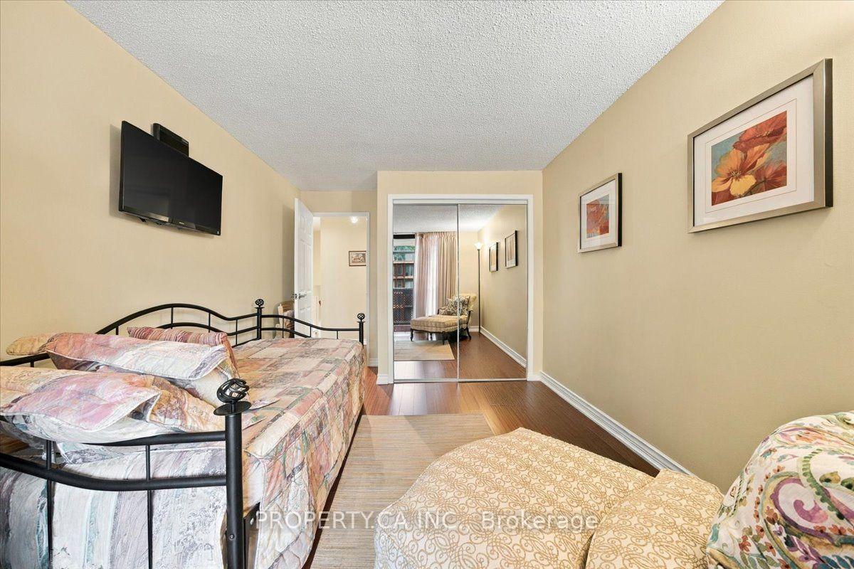 30 Church Street 602, Toronto Unit: 602