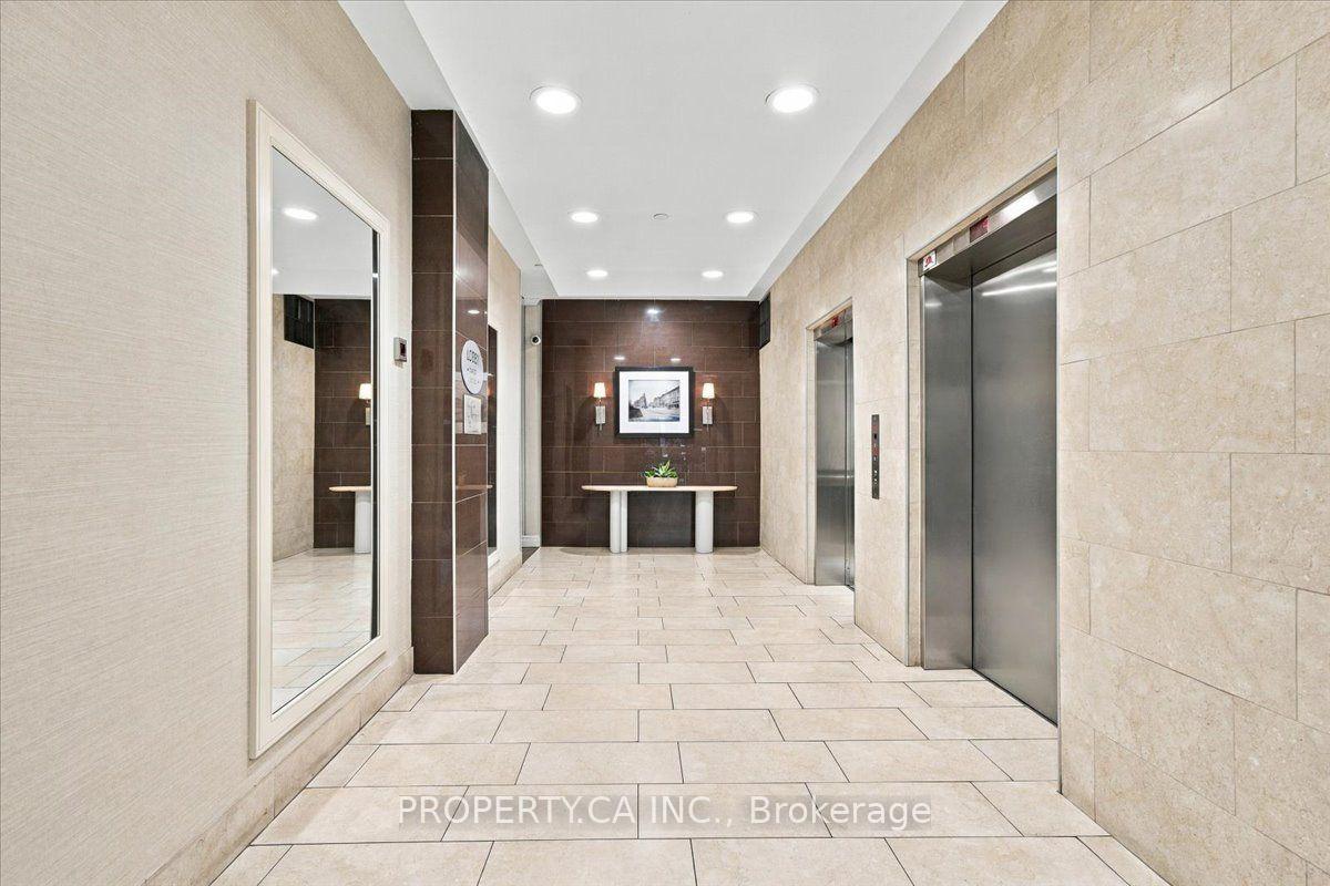 30 Church Street 602, Toronto Unit: 602