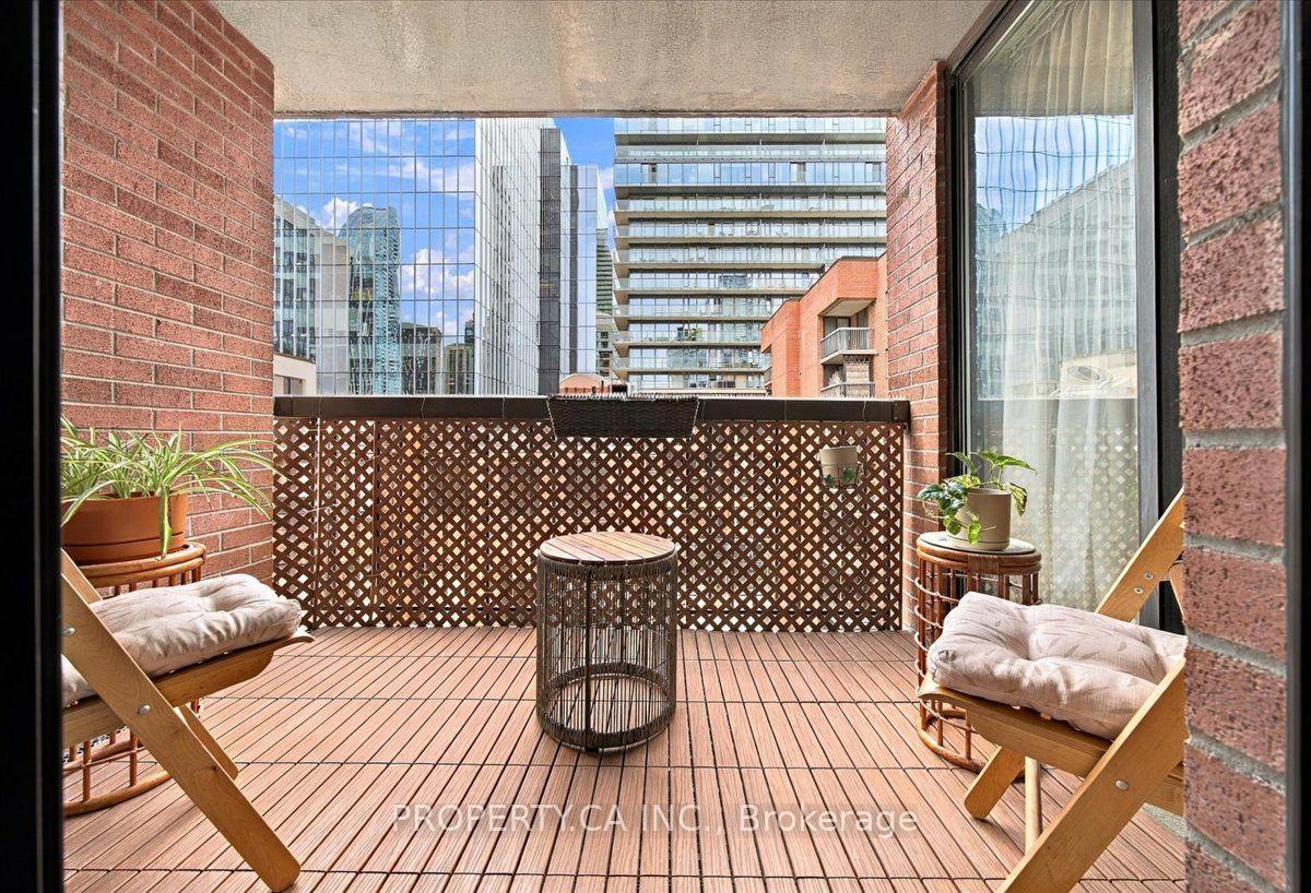 30 Church Street 602, Toronto Unit: 602