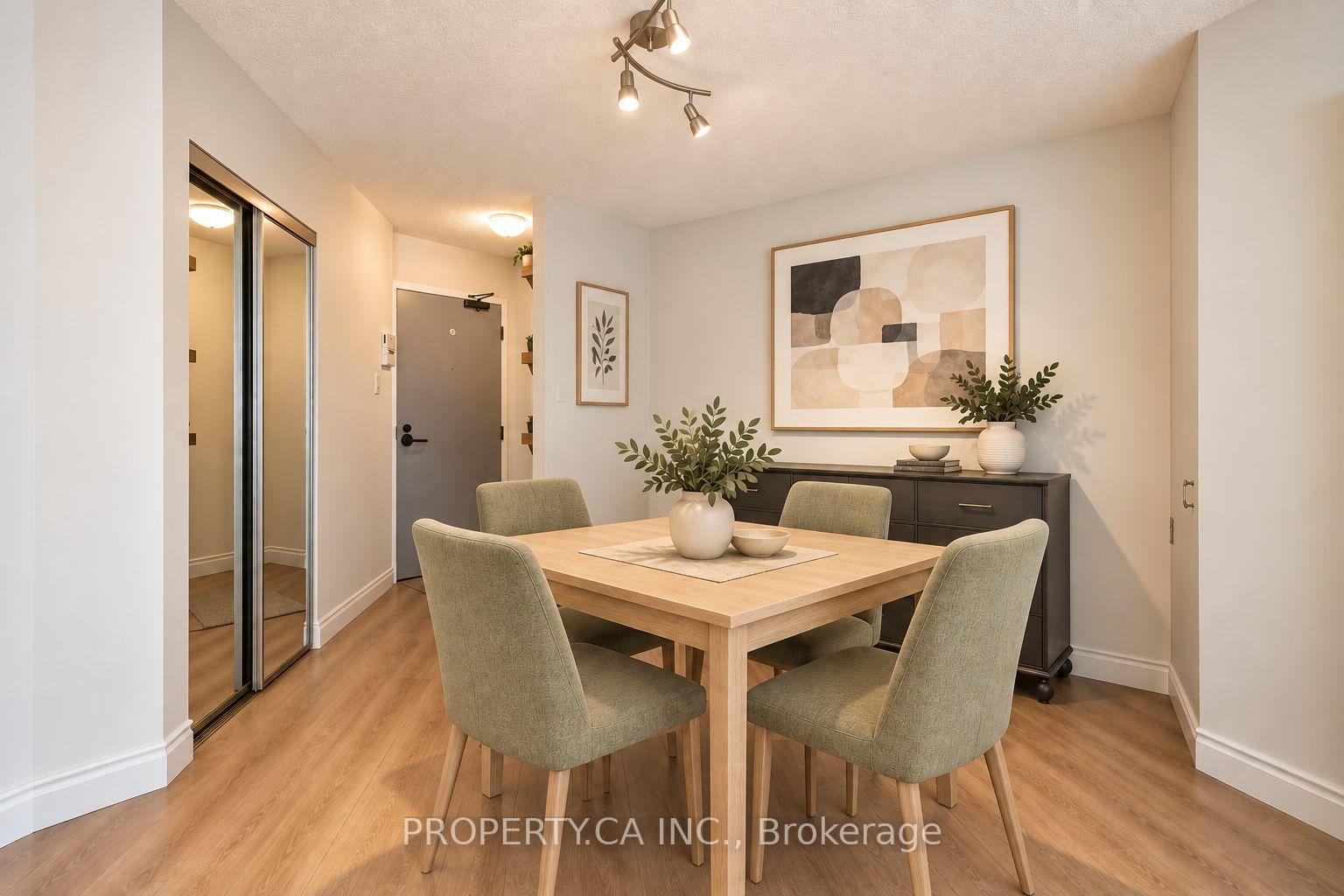 25 Maitland Street W 1001, Toronto Unit: 1001