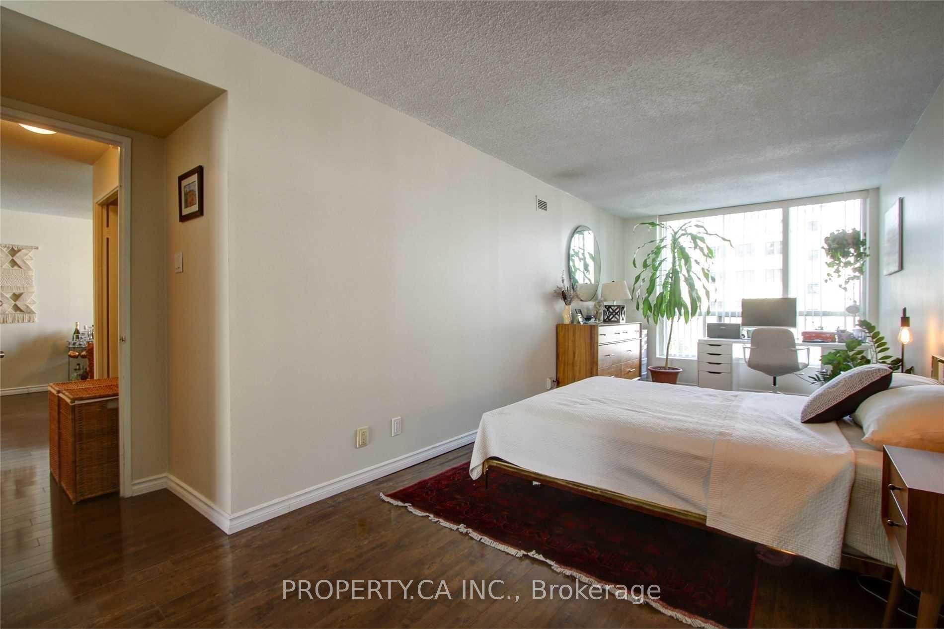 92 King Street E 606, Toronto Unit: 606