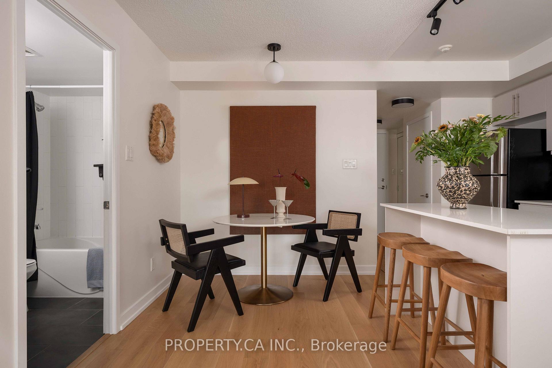 1171 Queen Street W 413, Toronto Unit: 413