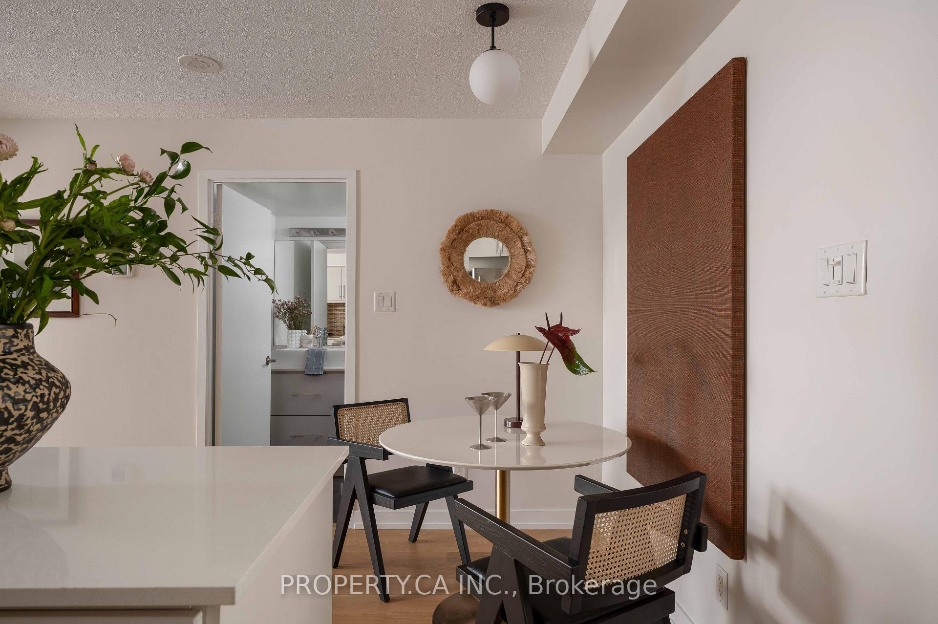1171 Queen Street W 413, Toronto Unit: 413