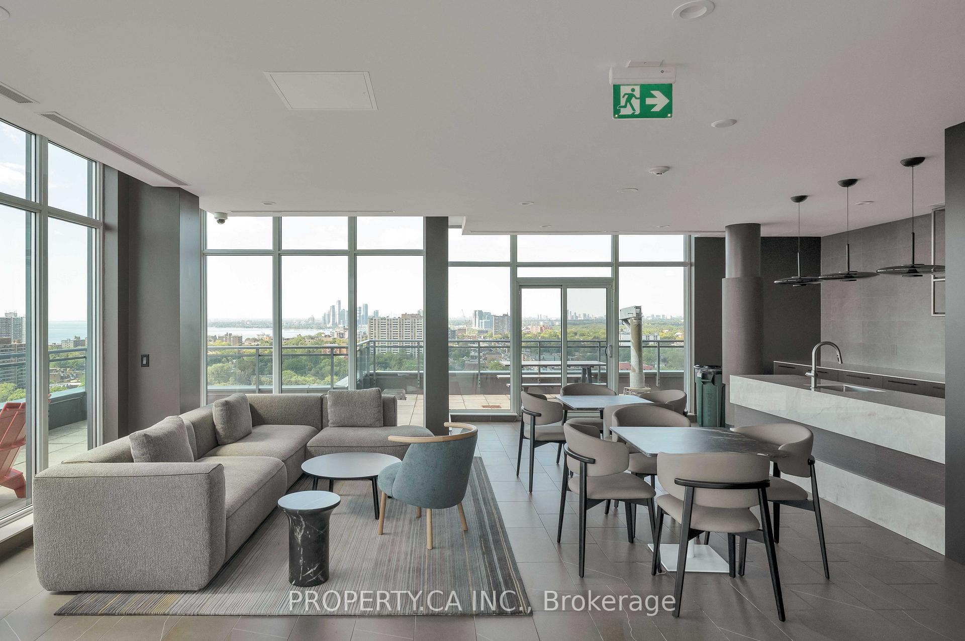 1171 Queen Street W 413, Toronto Unit: 413