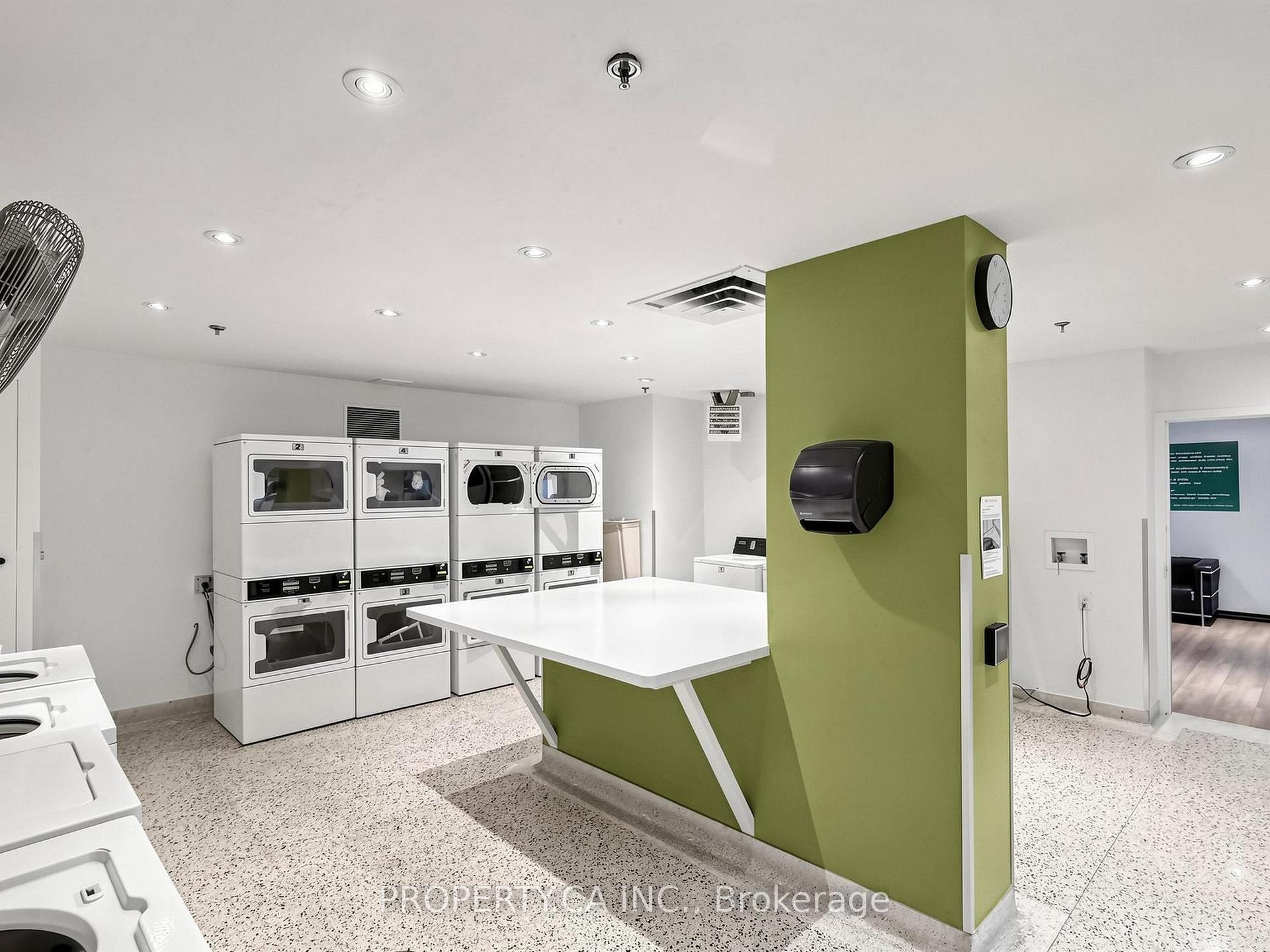40 Homewood Avenue 316, Toronto Unit: 316