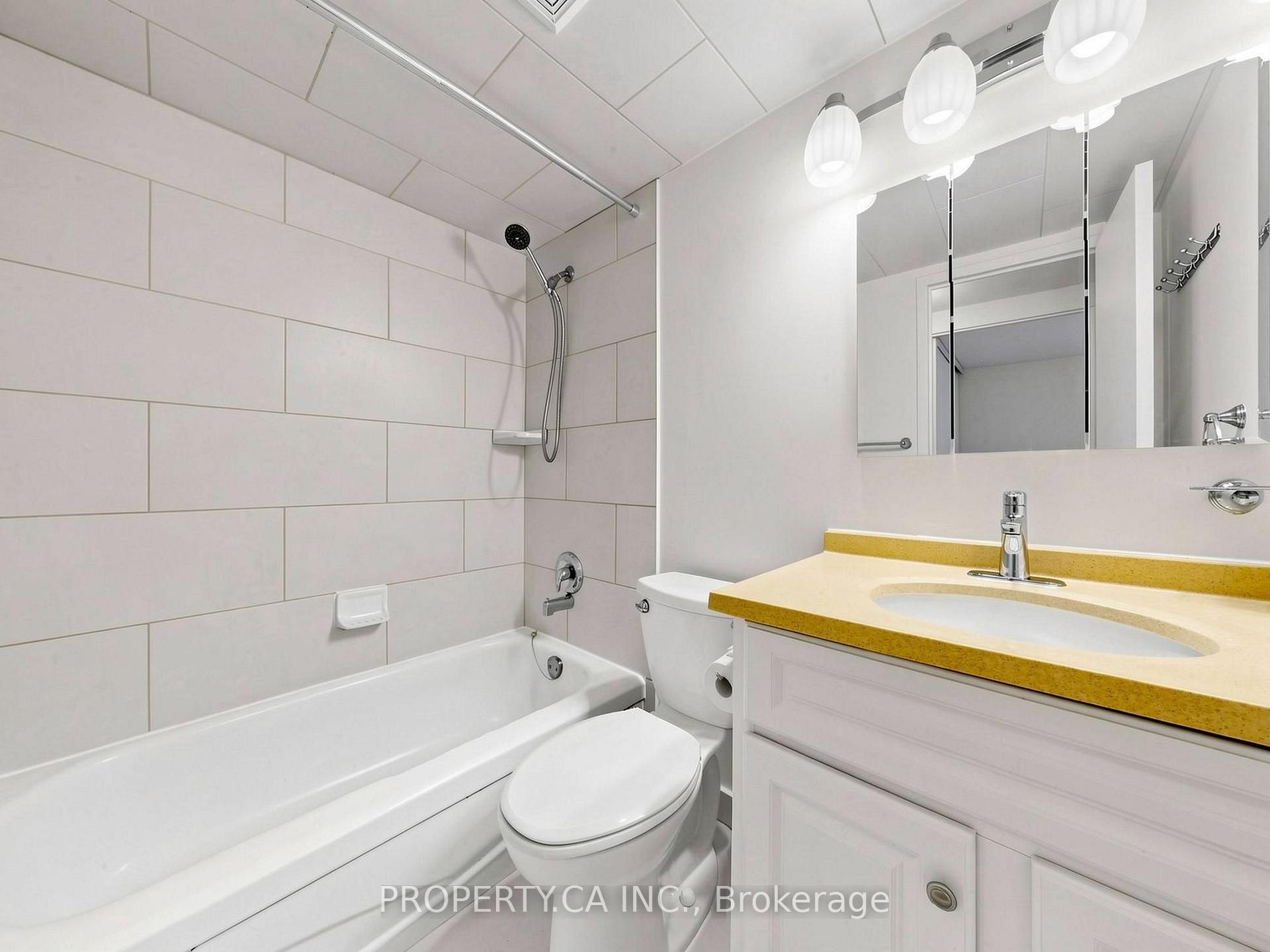 40 Homewood Avenue 316, Toronto Unit: 316