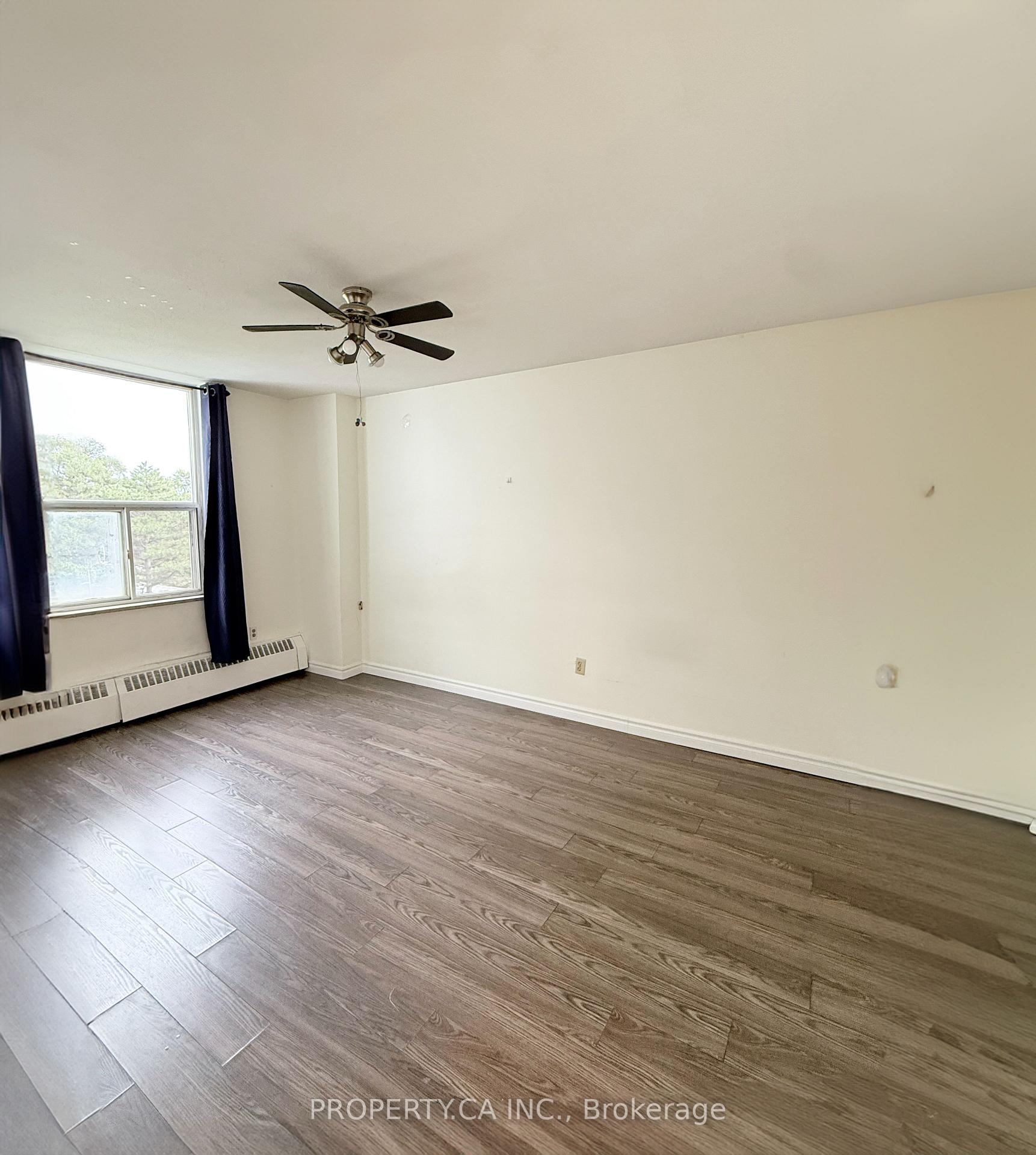 10 Parkway Forest Drive 411, Toronto Unit: 411