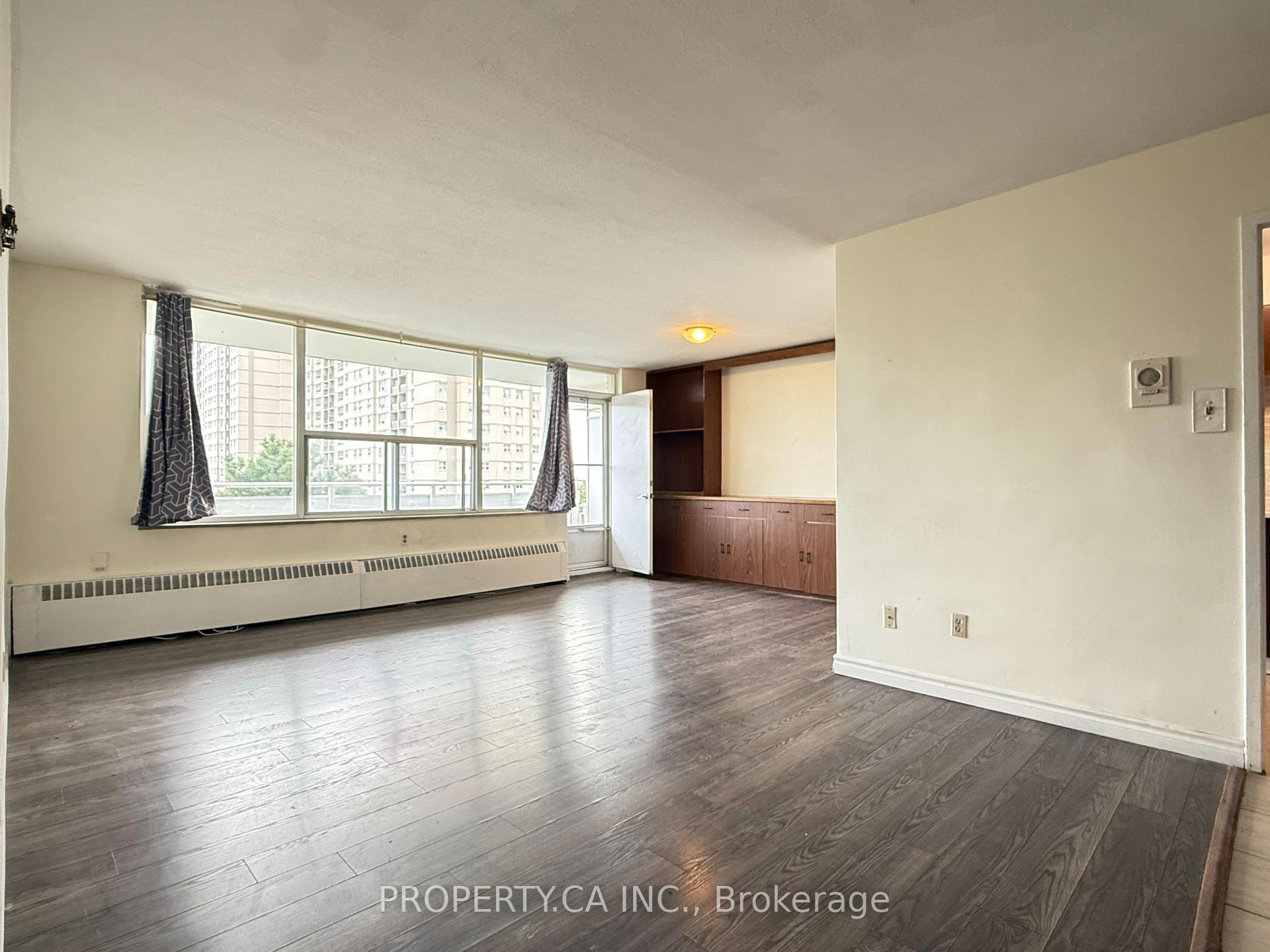 10 Parkway Forest Drive 411, Toronto Unit: 411