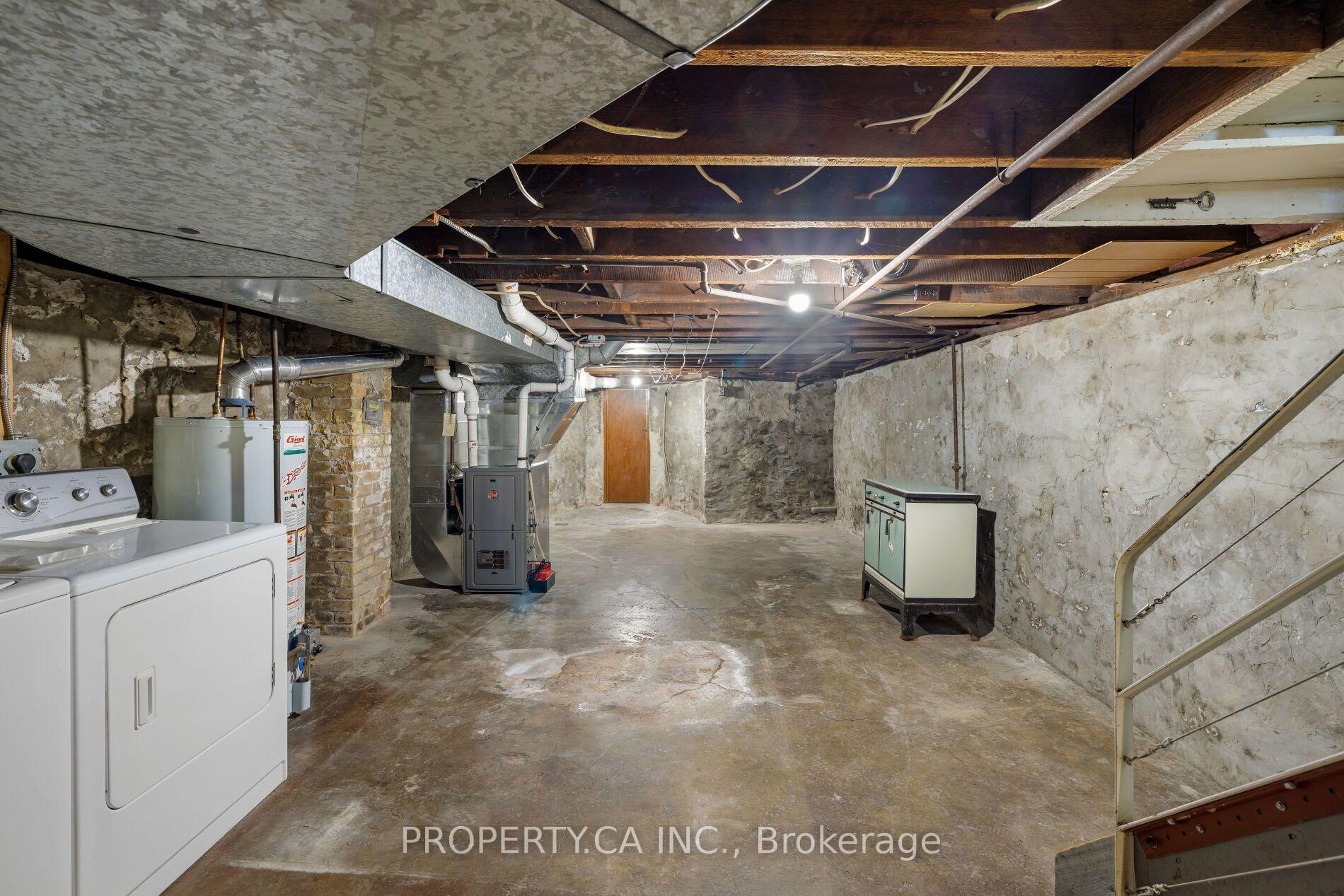 195 Shaw Street, Toronto