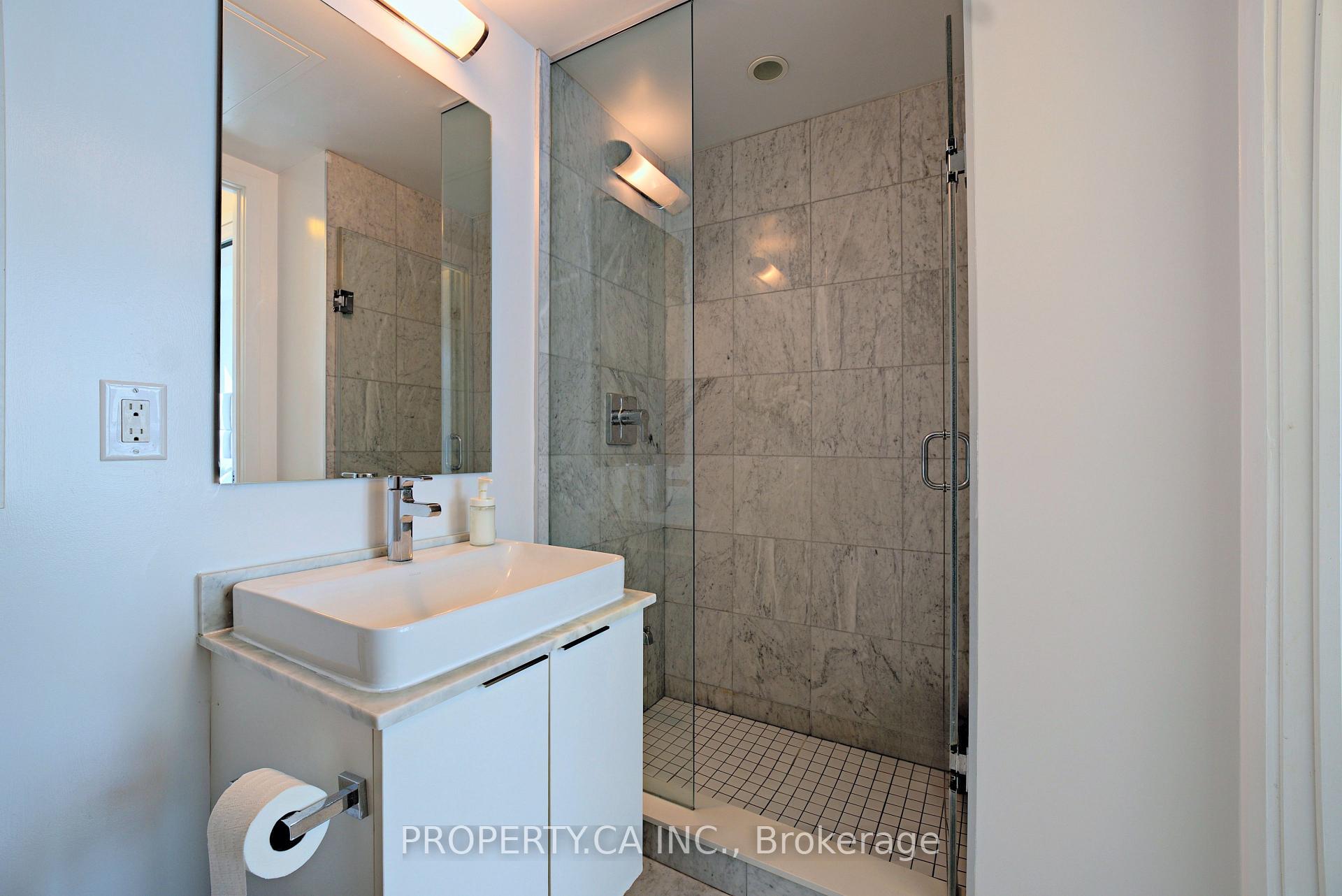 14 York Street S 1908, Toronto Unit: 1908