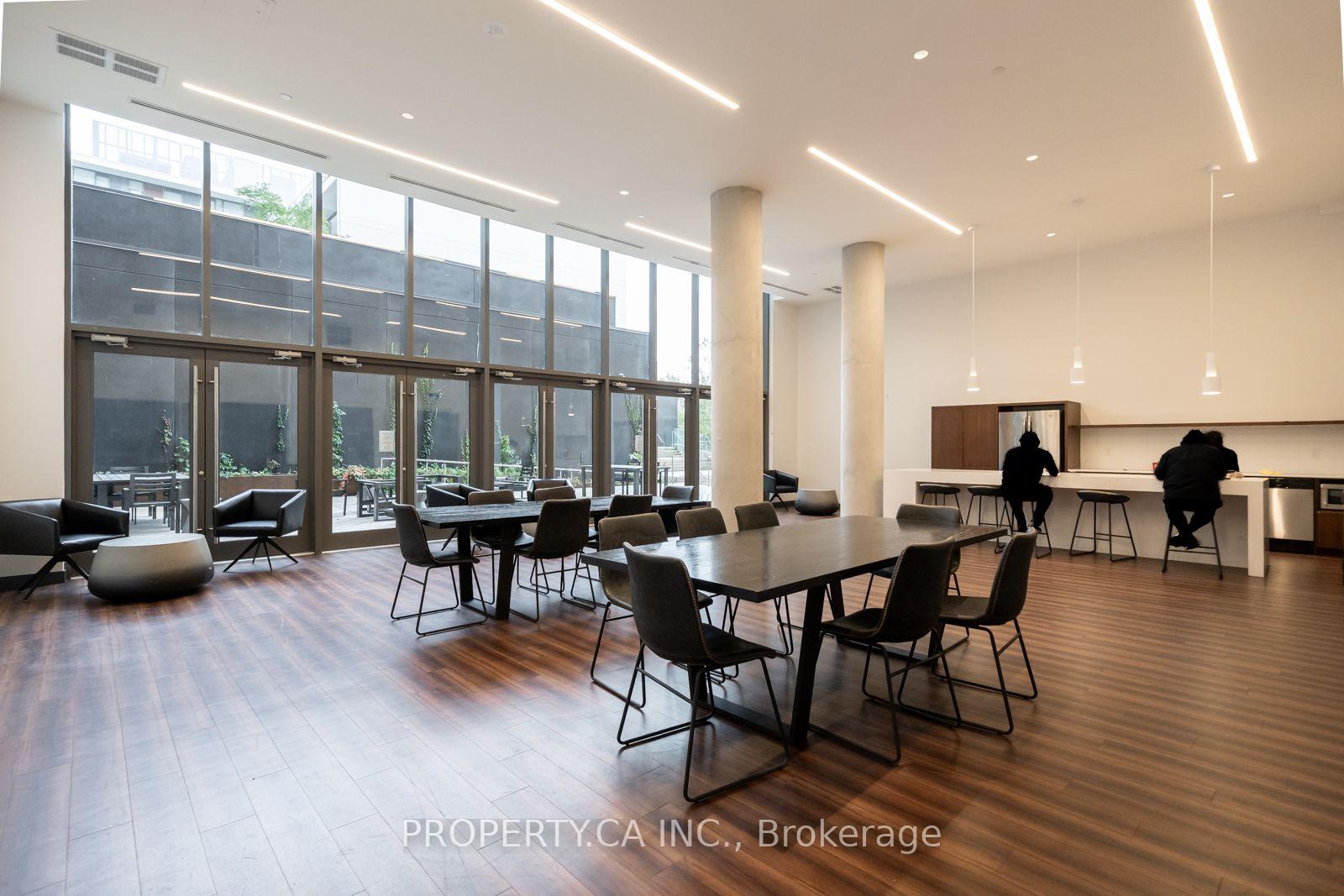 120 Varna Drive 412, Toronto Unit: 412