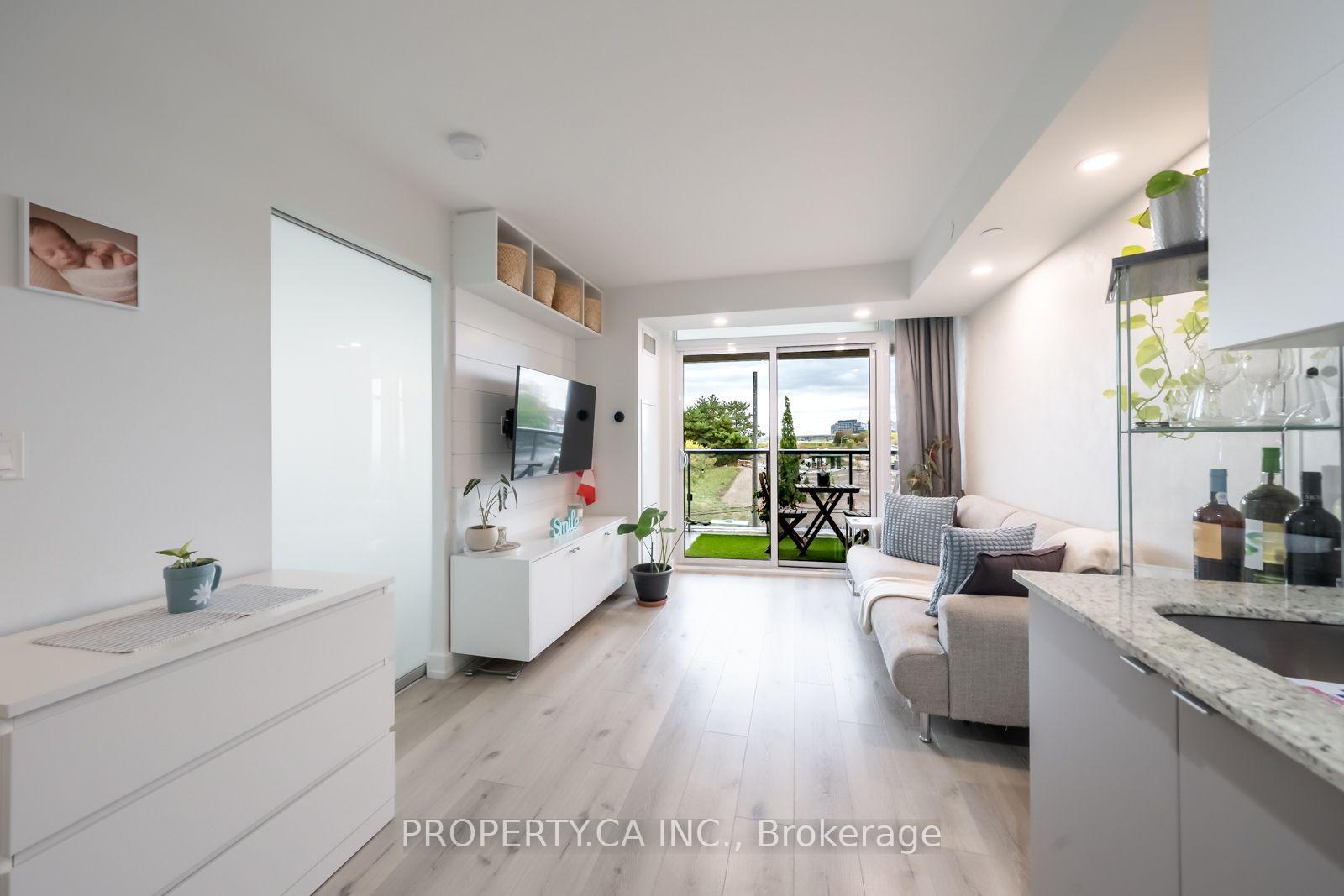 120 Varna Drive 412, Toronto Unit: 412