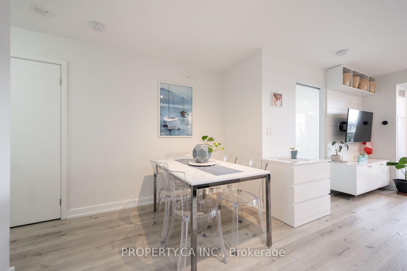 120 Varna Drive 412, Toronto Unit: 412