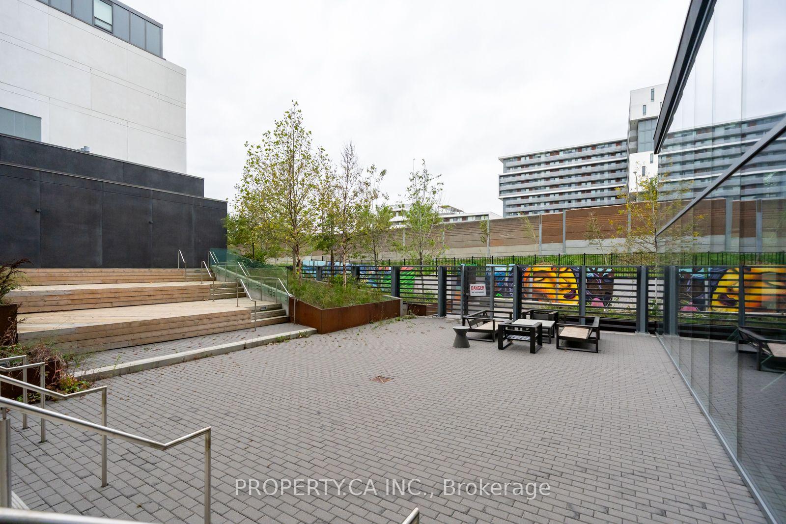 120 Varna Drive 412, Toronto Unit: 412