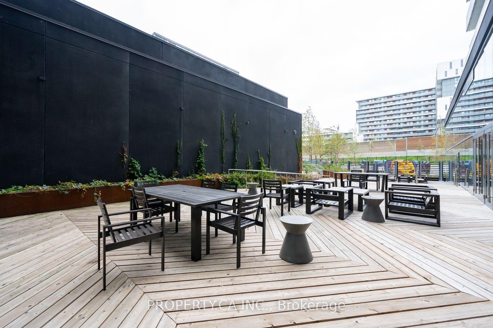 120 Varna Drive 412, Toronto Unit: 412