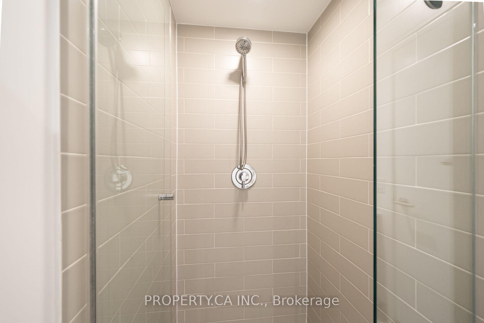 120 Varna Drive 412, Toronto Unit: 412