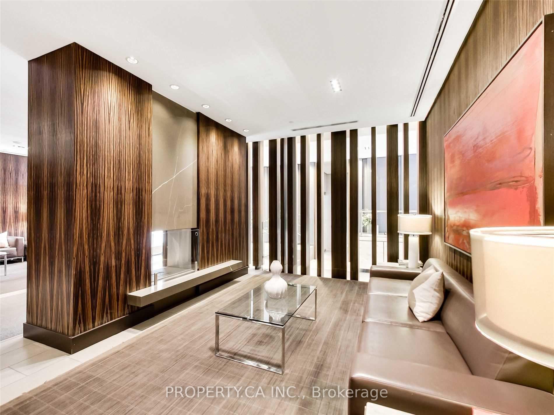 33 Lombard Street 303, Toronto Unit: 303