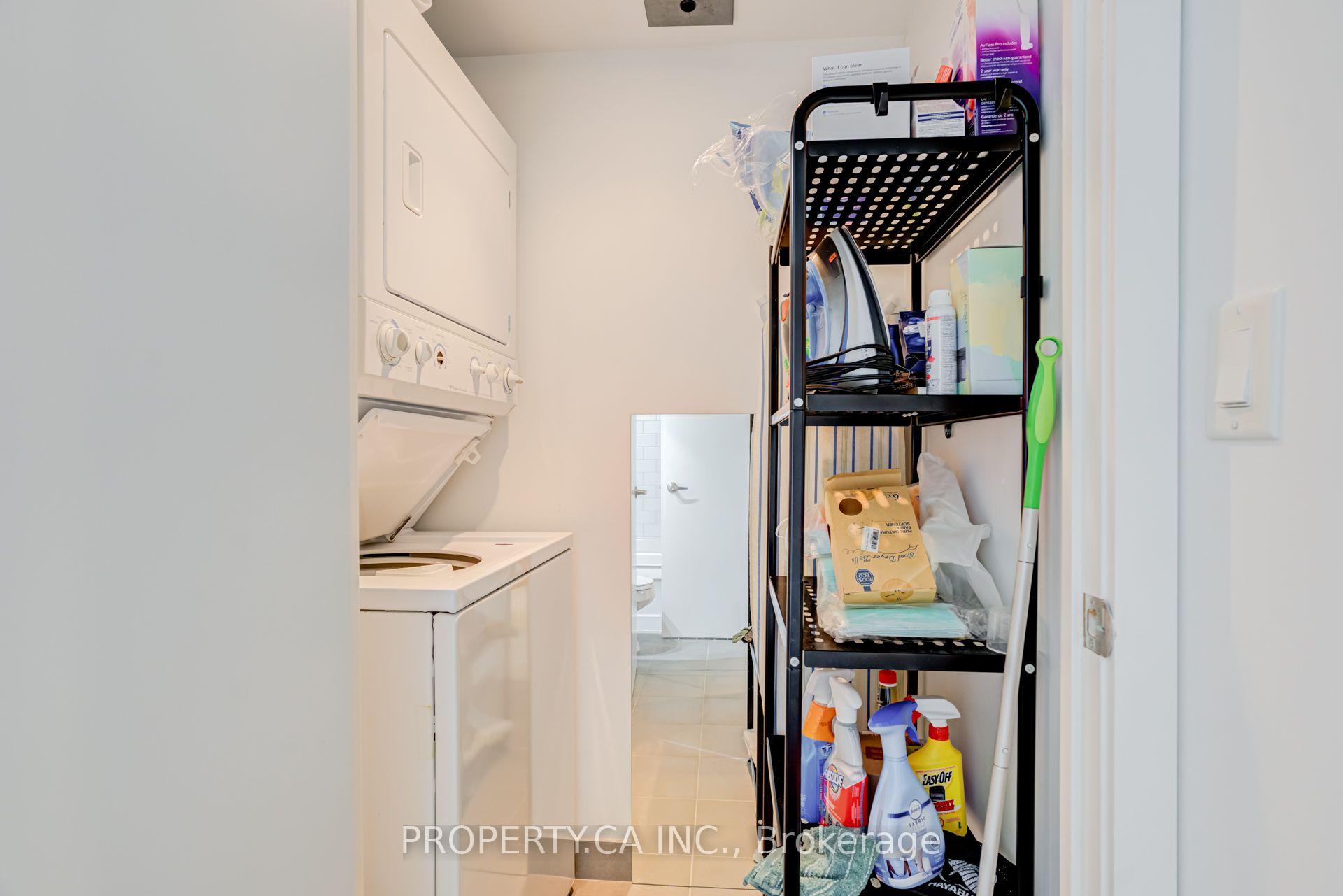 33 Lombard Street 303, Toronto Unit: 303