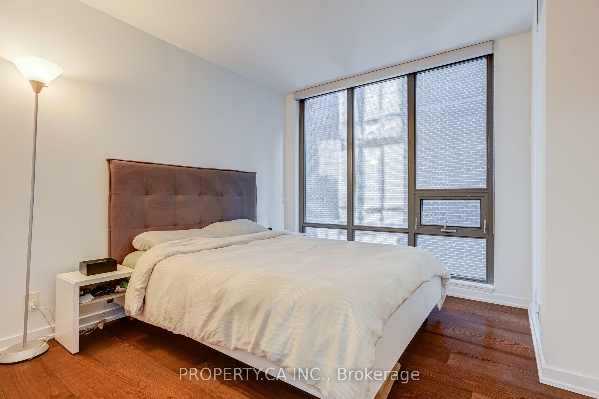 33 Lombard Street 303, Toronto Unit: 303