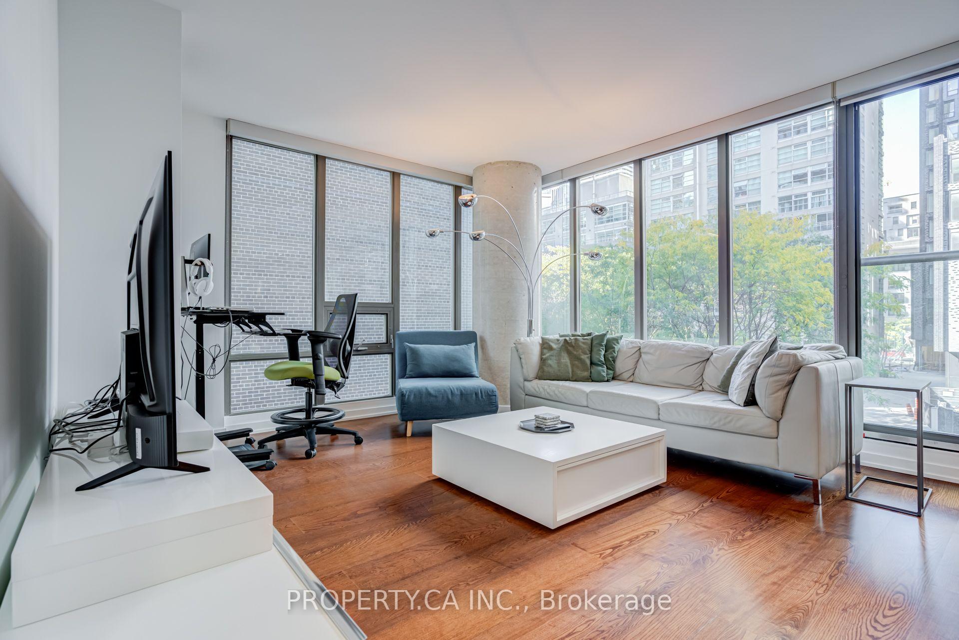 33 Lombard Street 303, Toronto Unit: 303