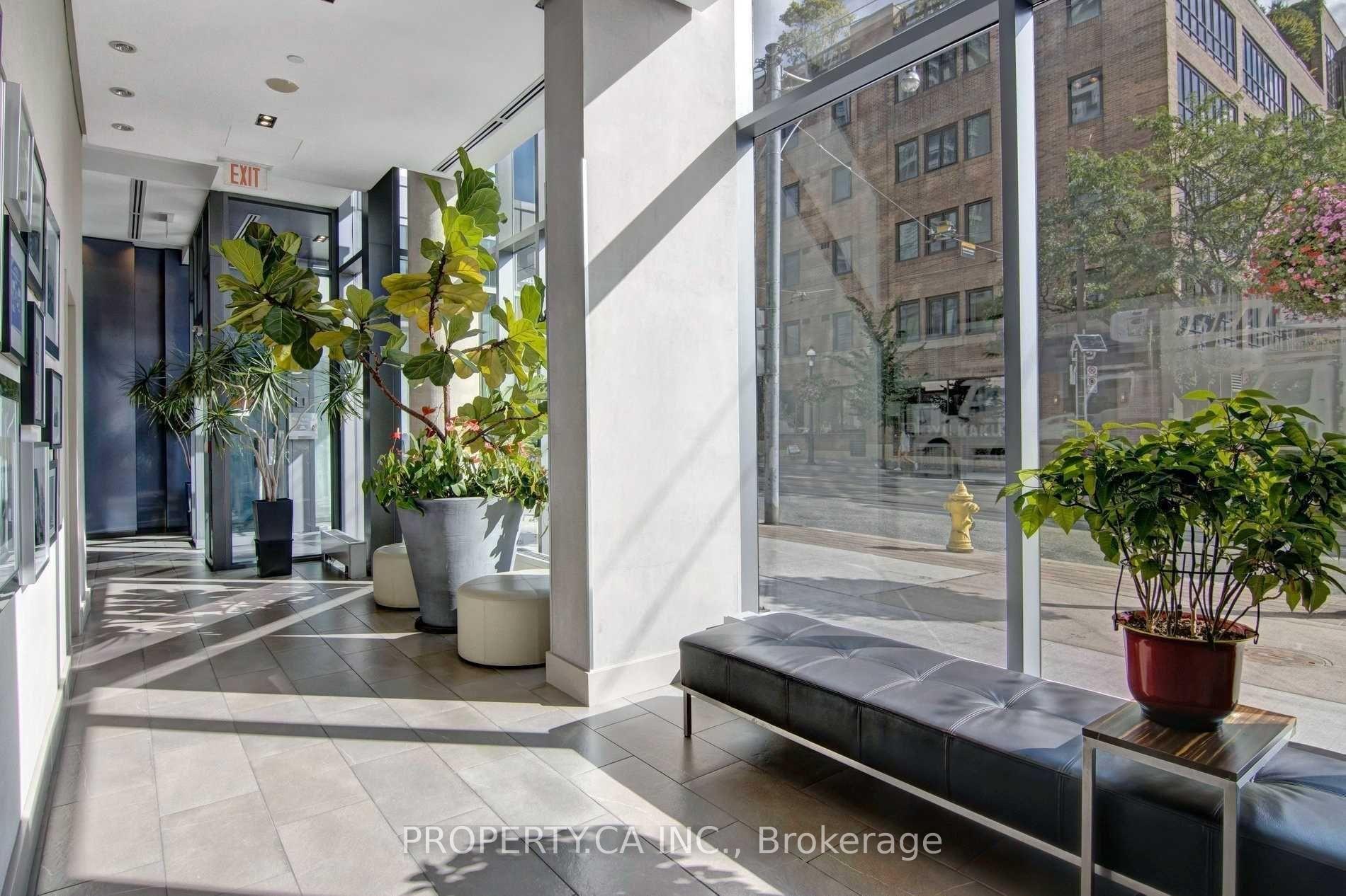 33 Lombard Street 303, Toronto Unit: 303