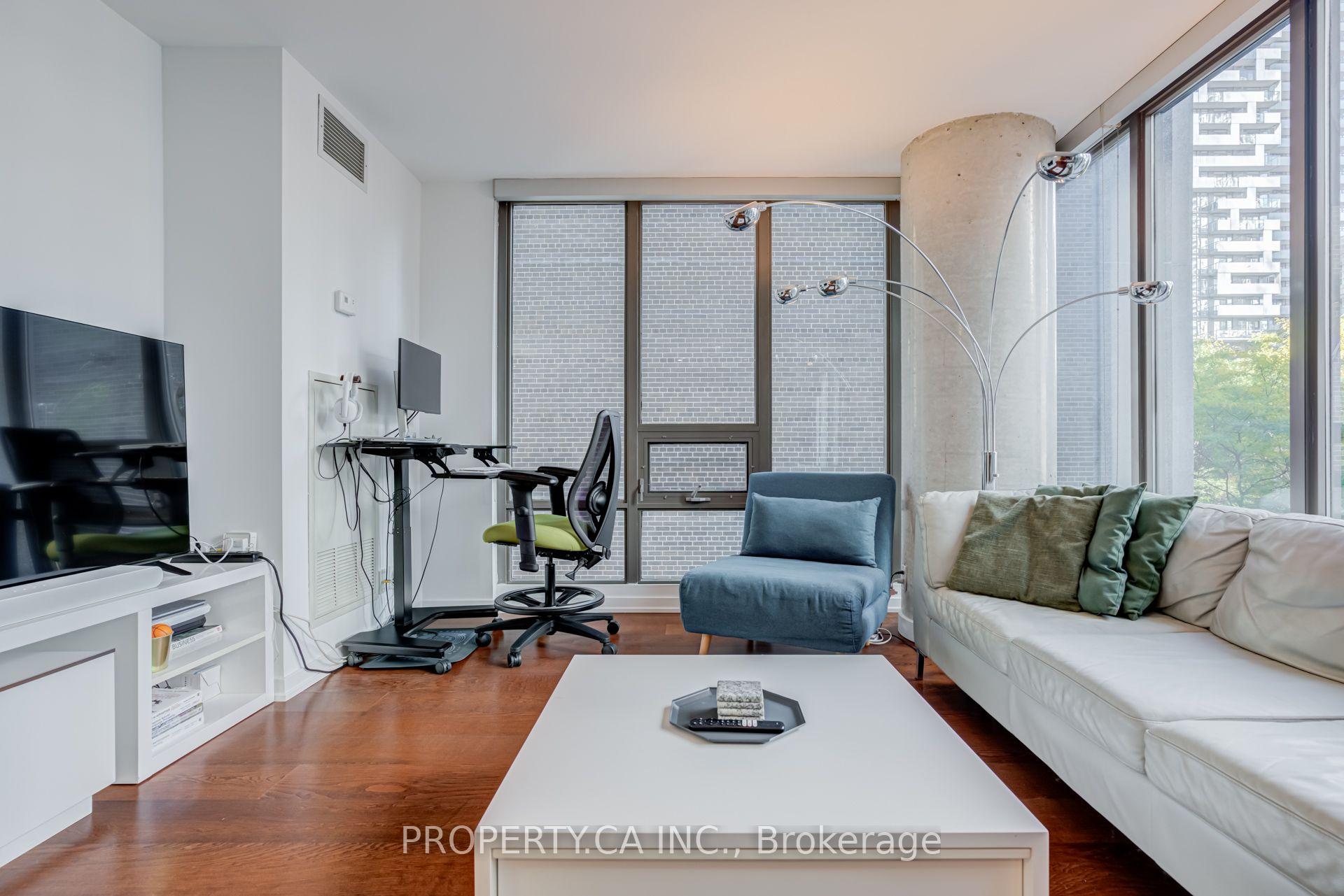 33 Lombard Street 303, Toronto Unit: 303
