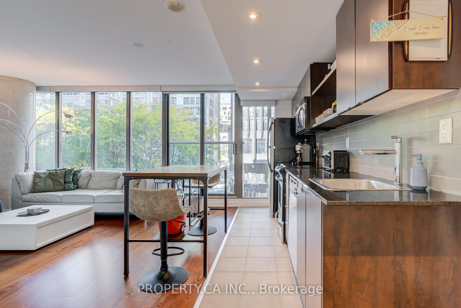 33 Lombard Street 303, Toronto Unit: 303