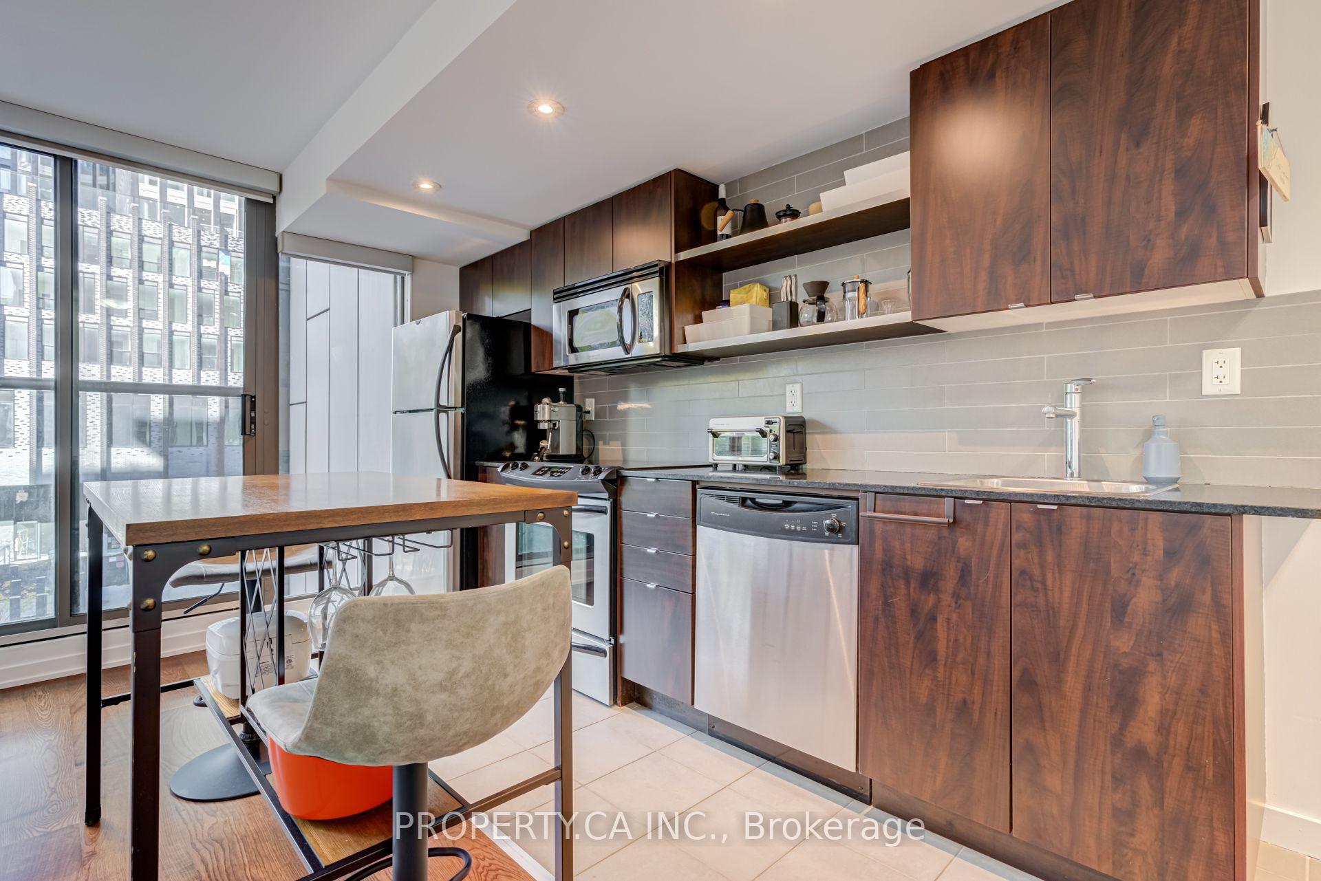 33 Lombard Street 303, Toronto Unit: 303